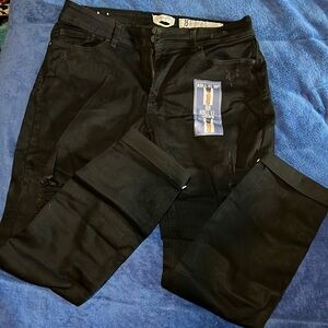 NWT Indigo Rein Black Jeans
